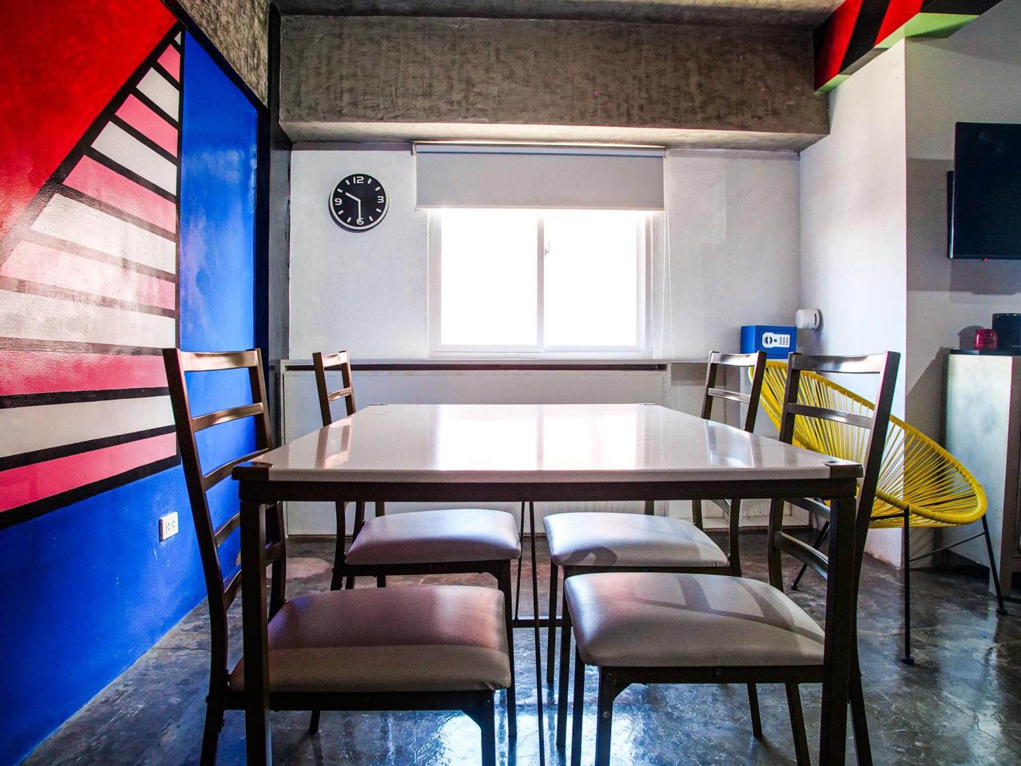 D522 Hostel At Kiener Hills - Near Cebu Airport มักตัน ภายนอก รูปภาพ